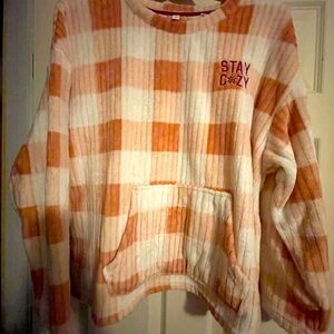 Cozy soft Lounge Set top and bottom size 16-18